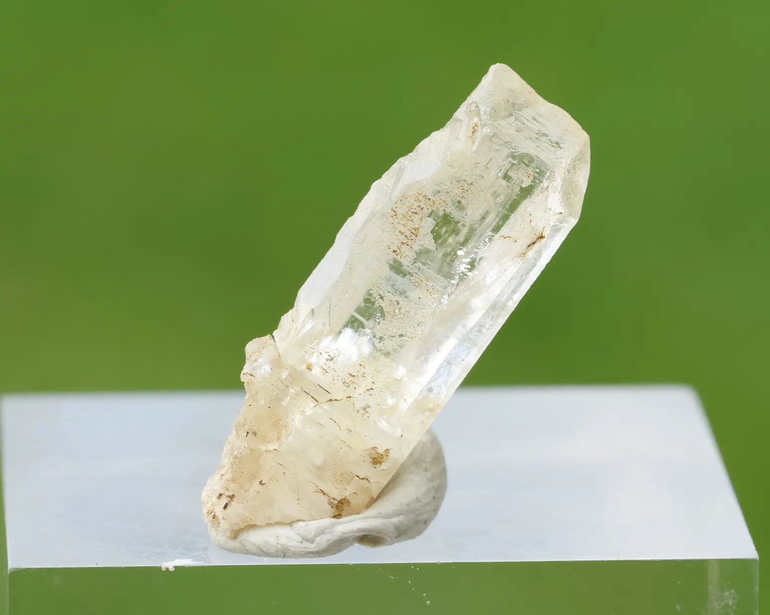Aragonit z Hořence 23x7,3x7mm