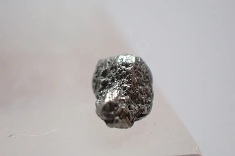 Isoferoplatina - platina nuget  Rusko 0,55g