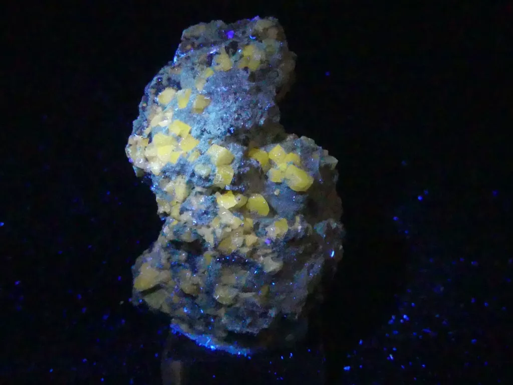 Fluorapatit Z Krupky 55x36x22mm Štola Starý Martin