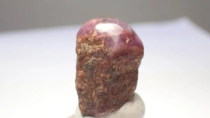 Safír z Afriky 24x19x15mm