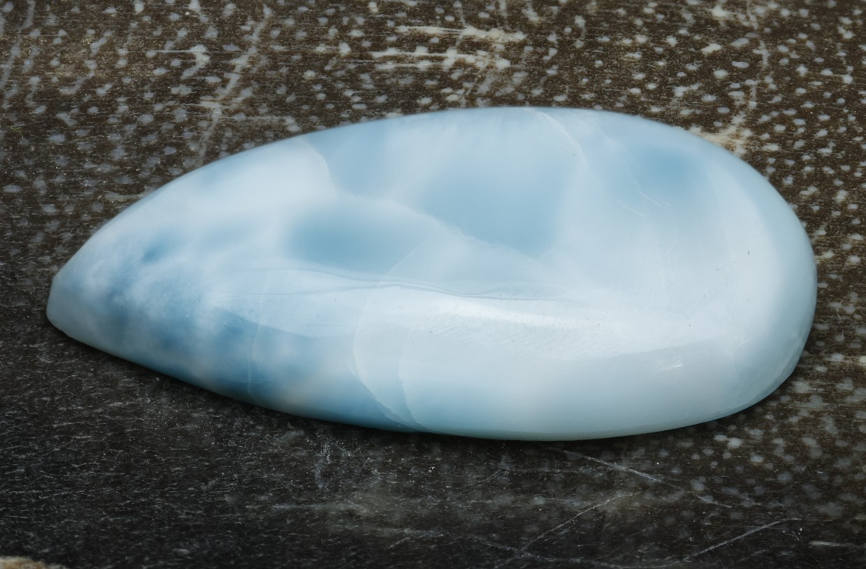 Larimar - kabošon ( pectolit ) 22x14,5x5
