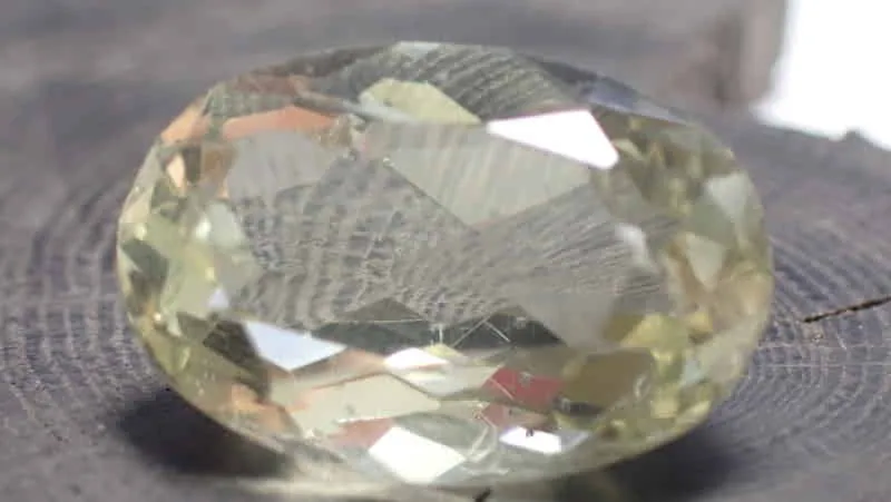 Ortoklas - 10,5ct