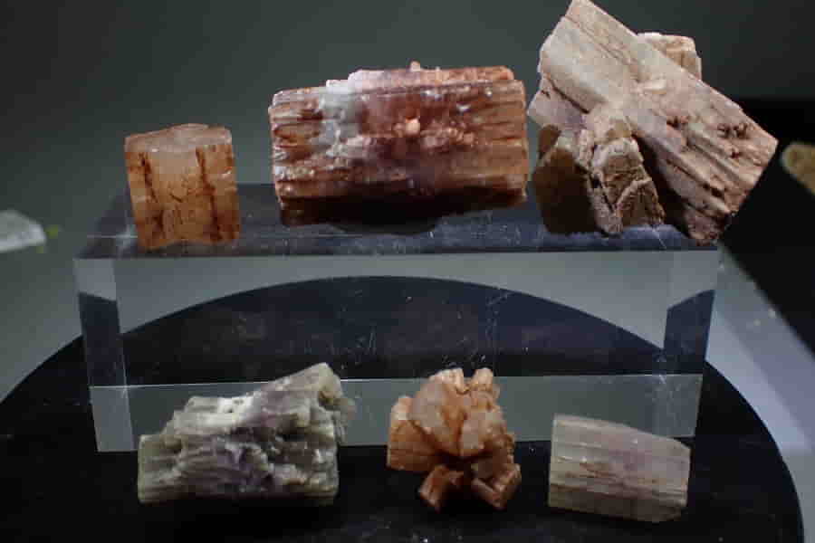 Aragonit - set 6 krystalů